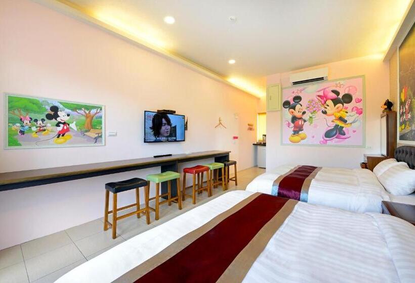 سوئیت جونیور خانوادگی, Jinge Guest House 集集金格民宿電動車充電站