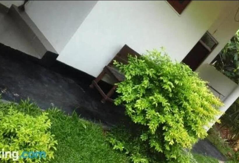 اتاق استاندارد با چشم‌انداز باغ, Himasha Guest