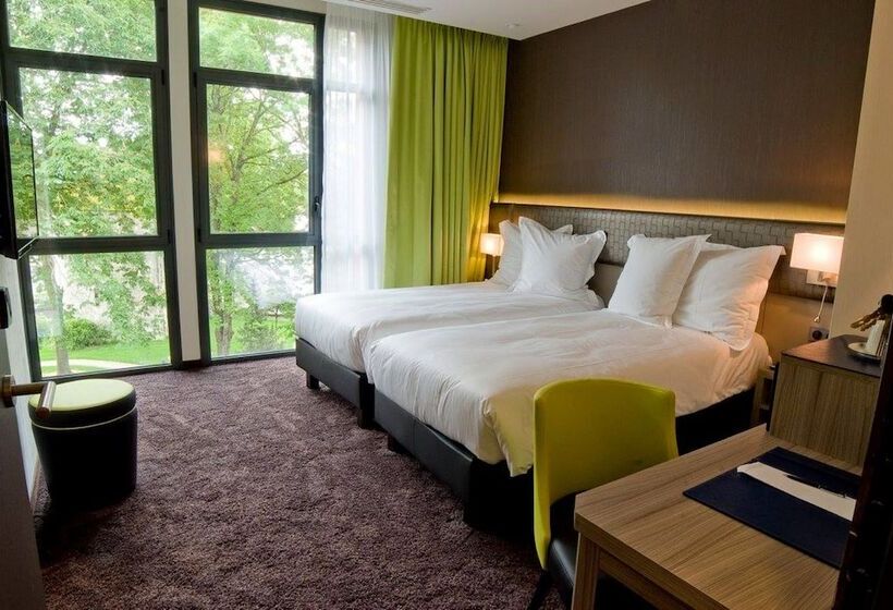 Superior Room, Les Jardins Du Mess