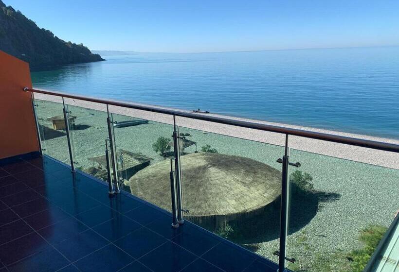 Triple Room Sea View, Neptun Kvariati