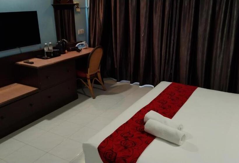 اتاق لوکس با تخت بزرگ, Leisure Cove Hotel & Apartments
