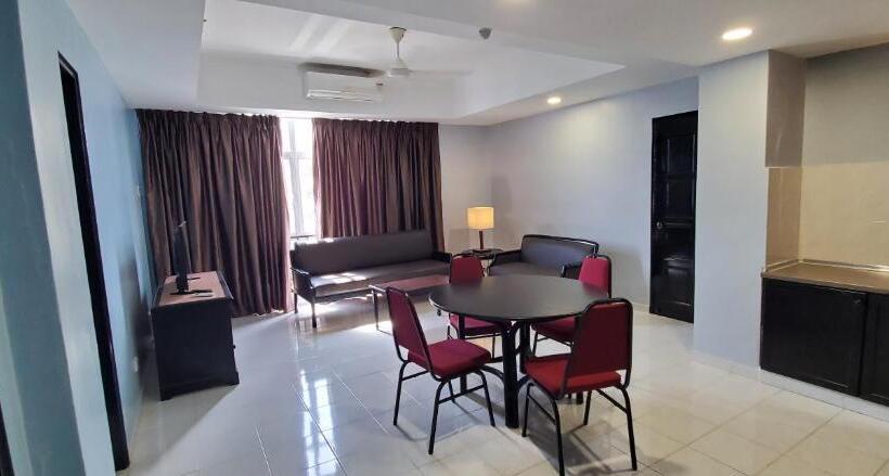 استودیوی استاندارد, Leisure Cove Hotel & Apartments