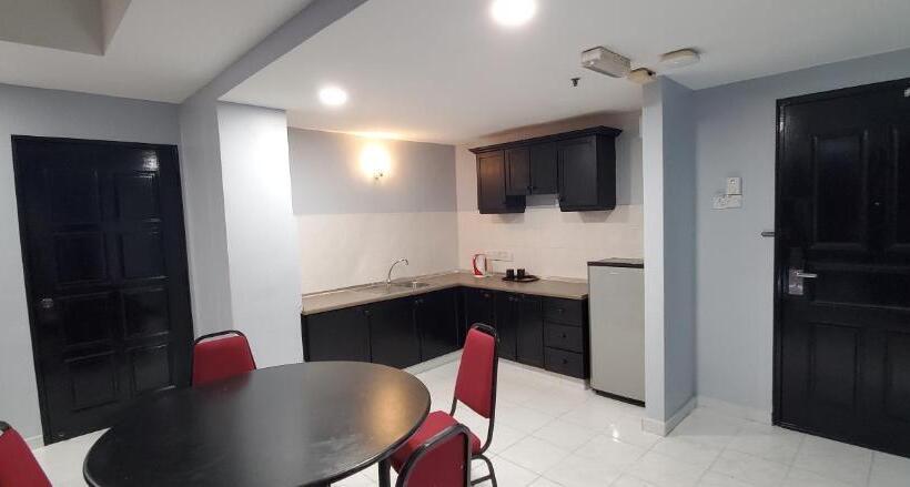 استودیوی استاندارد, Leisure Cove Hotel & Apartments