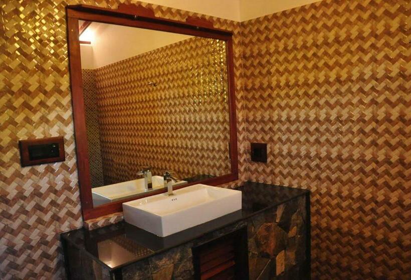اتاق لوکس, Asantha Guest House