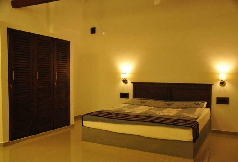 اتاق لوکس, Asantha Guest House