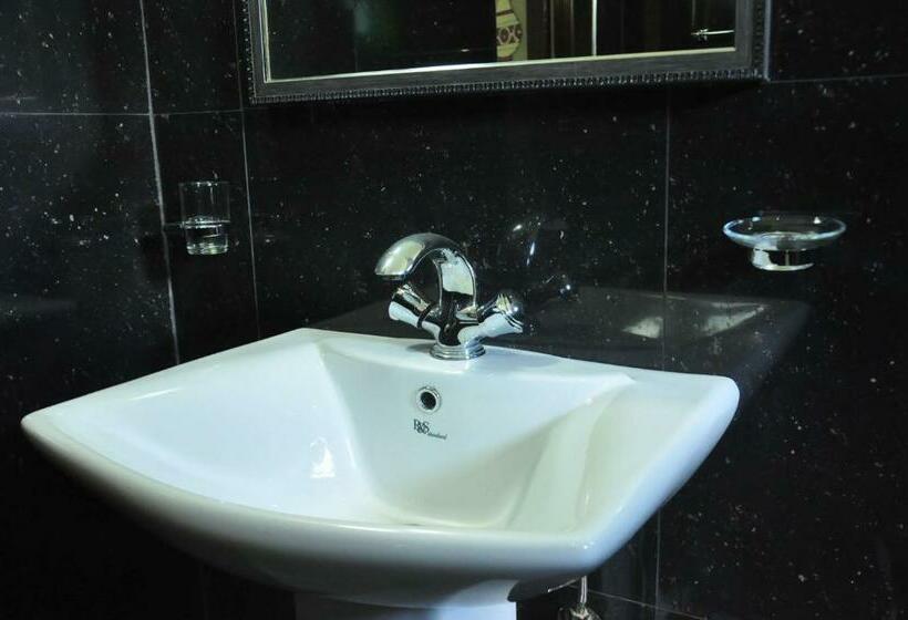 اتاق استاندارد, Asantha Guest House