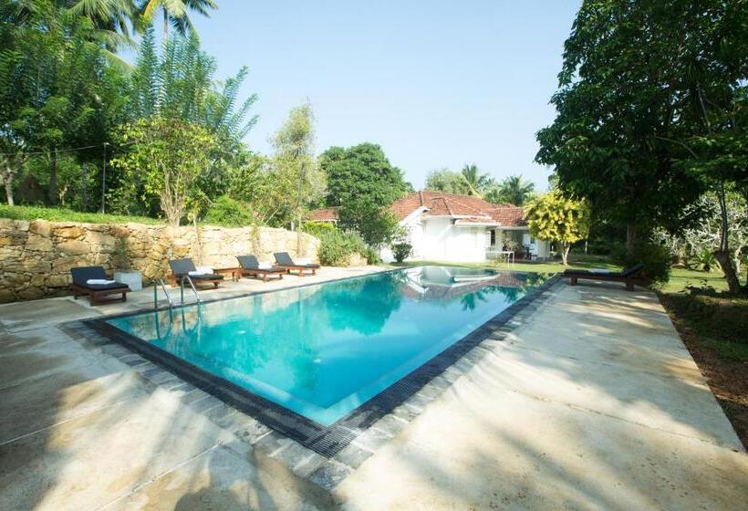 ویلای یک اتاق خوابه با استخر شنا, Thalpe Walawwa Heritage Villa