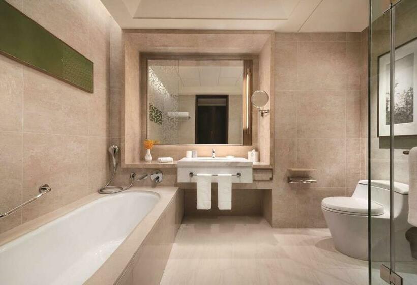 اتاق لوکس با چشم‌انداز شهر, Shangrila Tangshan