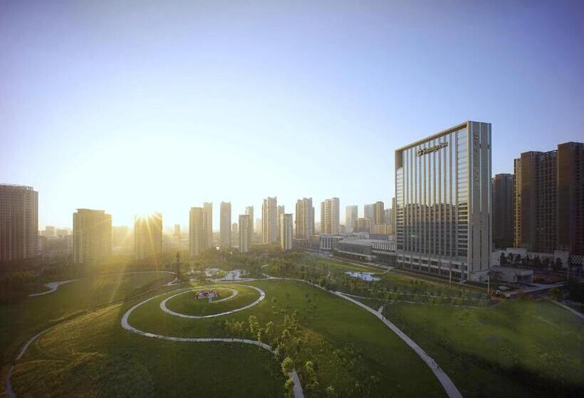 اتاق لوکس با چشم‌انداز باغ, Shangrila Tangshan