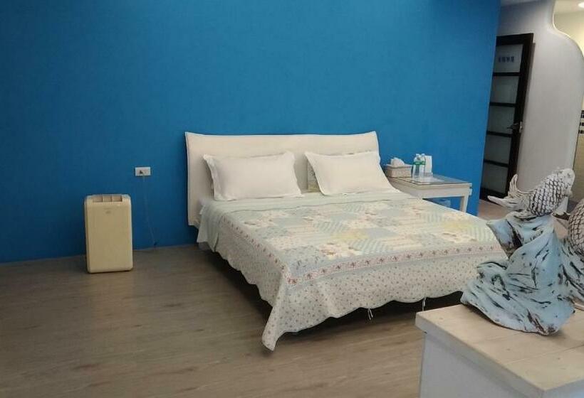 اتاق استاندارد با چشم‌انداز دریا, Good Time B&b