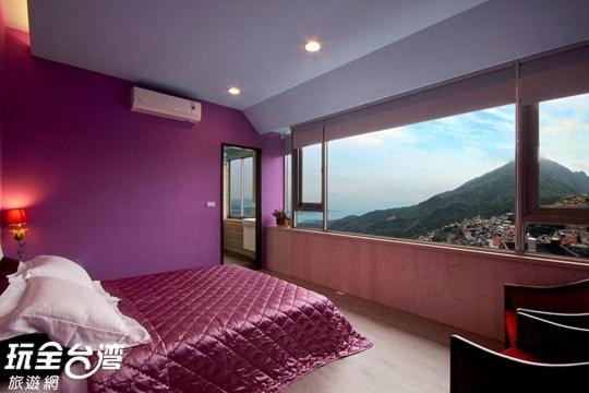 اتاق لوکس با چشم‌انداز دریا, Good Time B&b