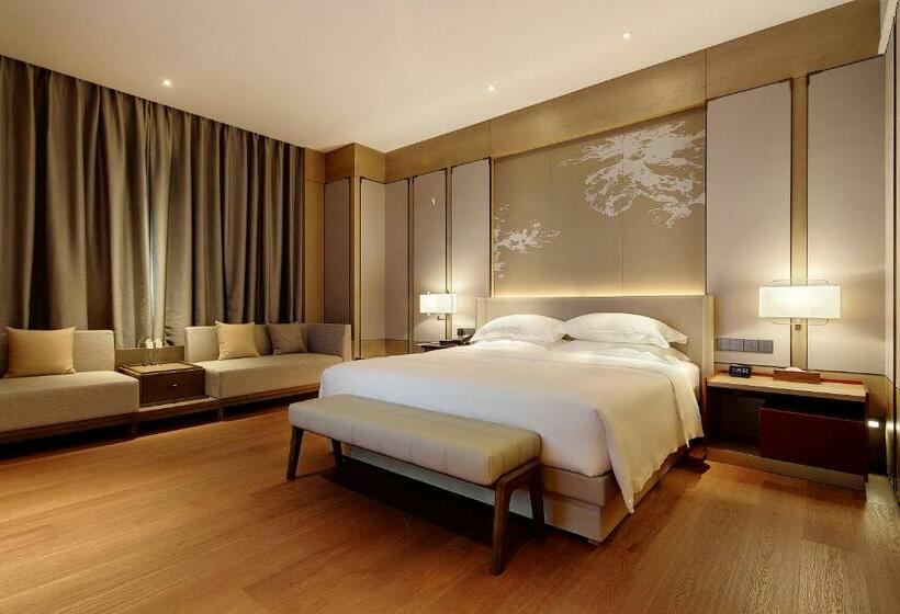اتاق اجرایی با تخت بزرگ, Dongguan Dongcheng International Hotel   Free Shuttle Bus To Canton Fair Exhibition Center During Ca