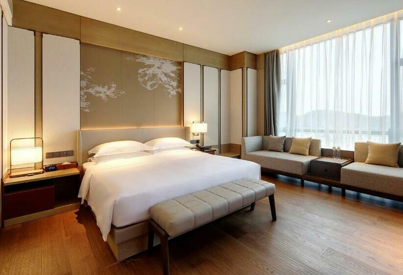 سوییت اجرایی, Dongguan Dongcheng International Hotel   Free Shuttle Bus To Canton Fair Exhibition Center During Ca