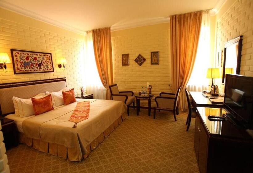 سوییت, Grand Samarkand Superior  A