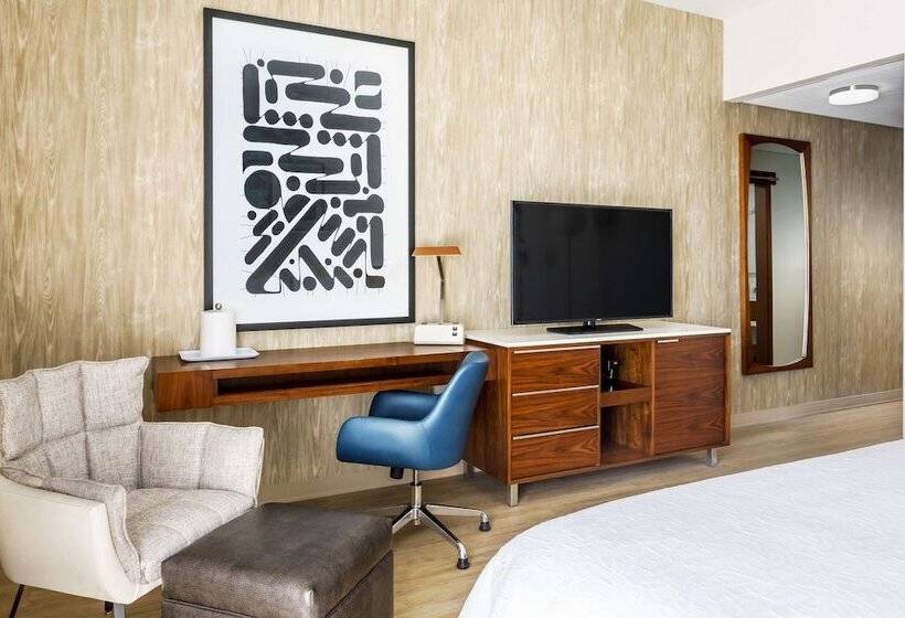 اتاق استاندارد با تخت دوبل, Hampton Inn & Suites Santa Monica