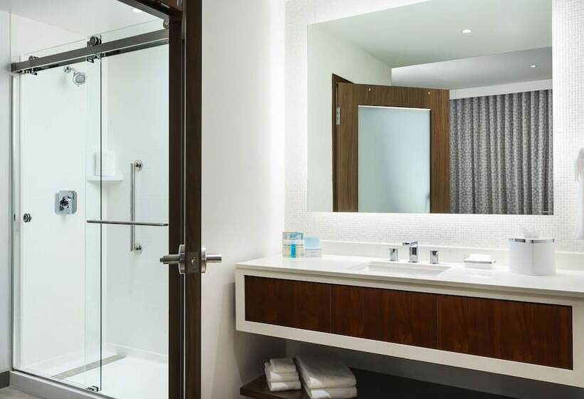 استودیوی استاندارد با تخت دوبل, Hampton Inn & Suites Santa Monica
