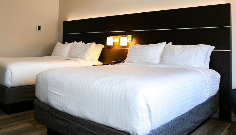 اتاق استاندارد با 2 تخت دوبل, Holiday Inn Express & Suites Kingston Ulster, An Ihg