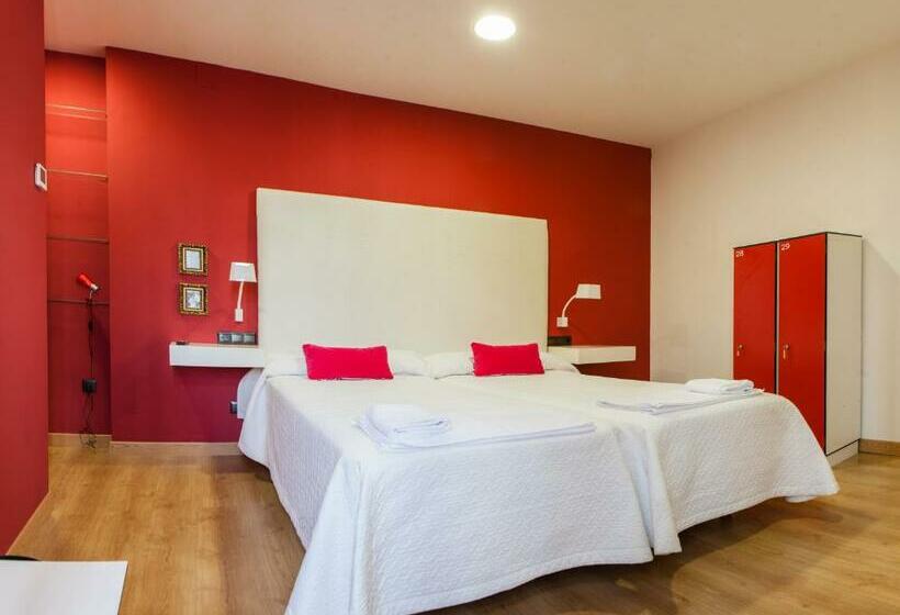 اتاق استاندارد سه تخته با سرویس بهداشتی مشترک, Ritual Alameda Sevilla