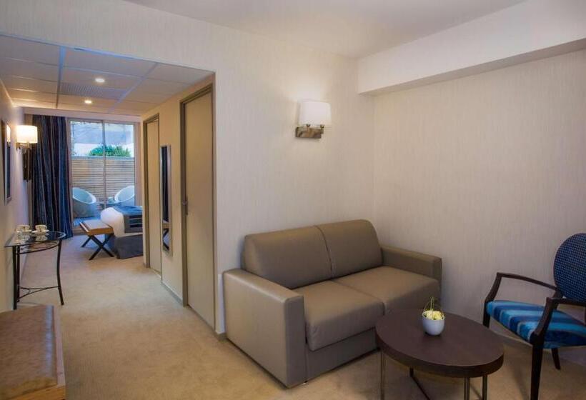 سوییت پرستیژ, Le Rive Droite & Spa