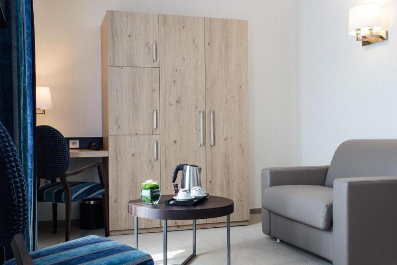 اتاق لوکس, Le Rive Droite & Spa