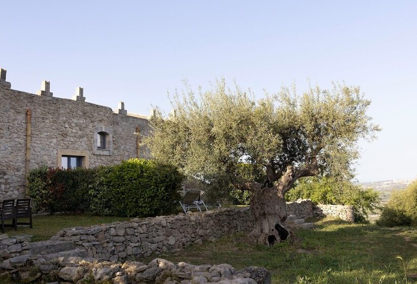 سوییت خانوادگی, Masseria Del Carrubo