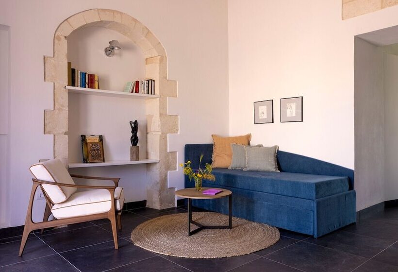 سوییت لوکس, Masseria Del Carrubo