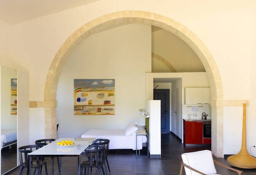 سوییت اجرایی, Masseria Del Carrubo