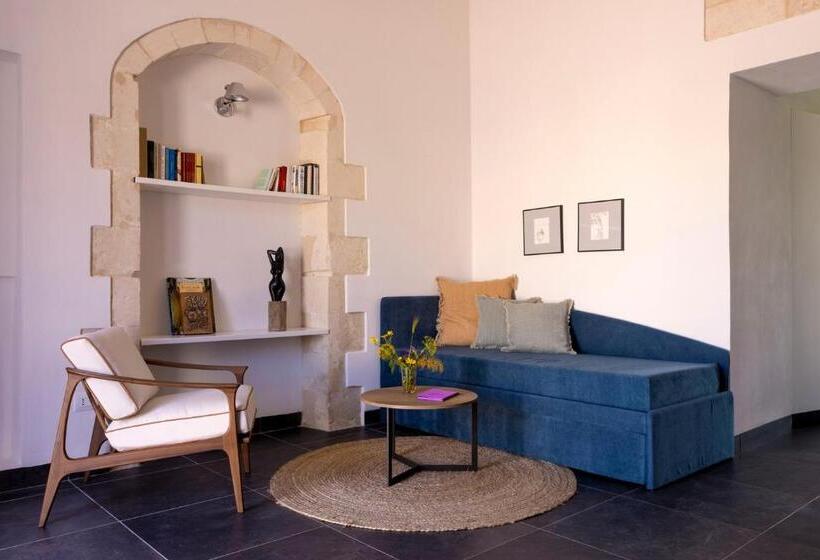 سوییت لوکس, Masseria Del Carrubo