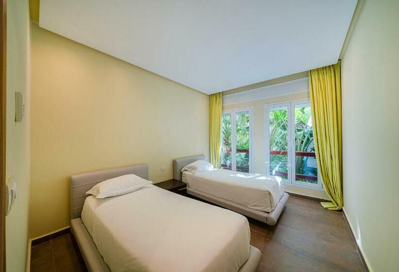 2 Schlafzimmer Apartment Meerblick, Mnar Castle