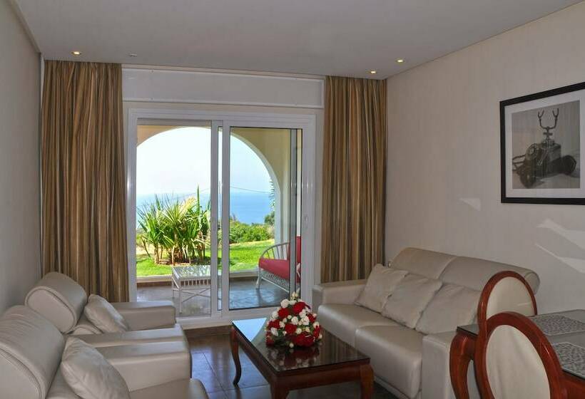 2 Bedroom Apartment Sea View, Mnar Castle