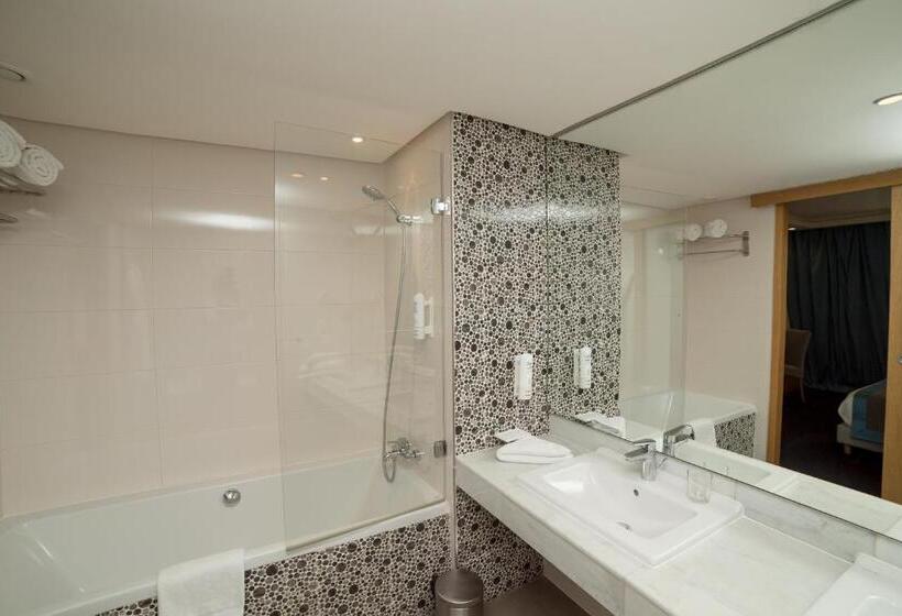 سوییت جونیور, Onomo Hotel Rabat Terminus