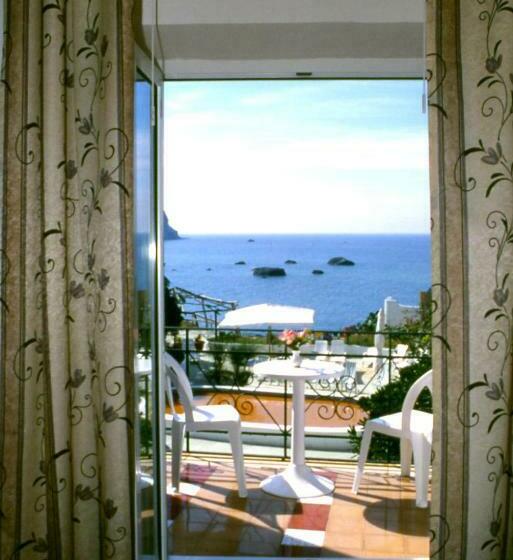 Triple Room Sea View, Riva Del Sole