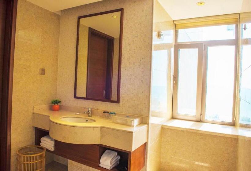 اتاق لوکس با تخت بزرگ, Sanya Seacube Holiday