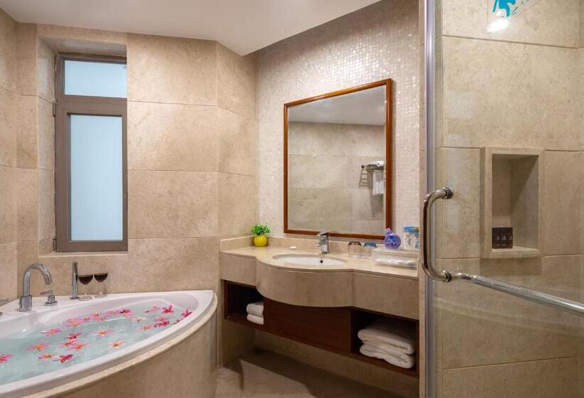 سوئیت خانواده 2 خوابه, Sanya Seacube Holiday