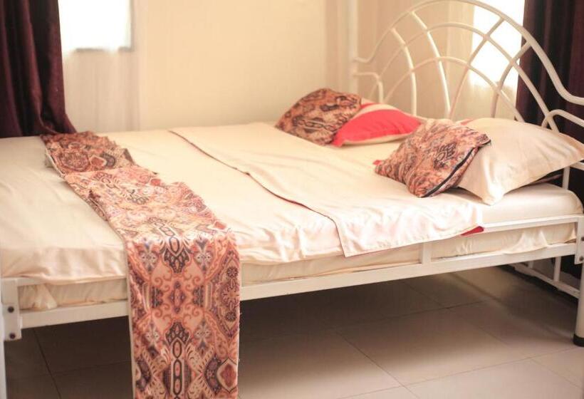 اتاق استاندارد, Emmas  Guest House