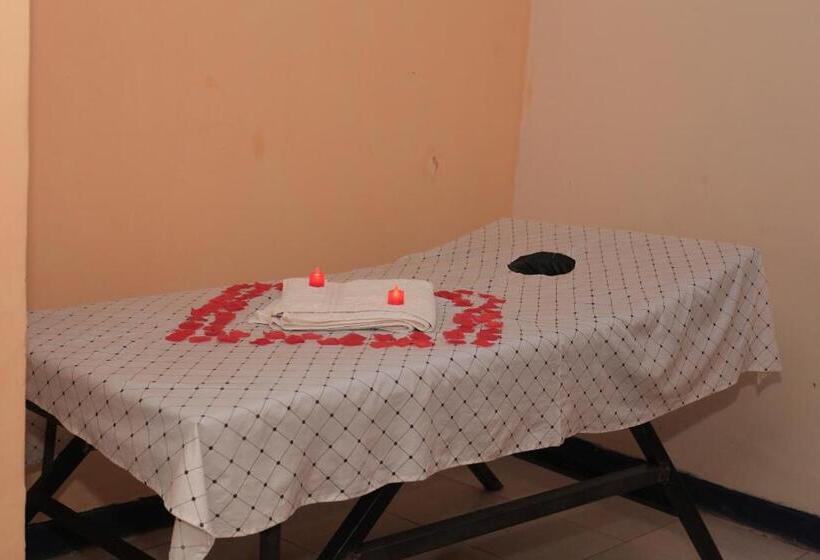 اتاق استاندارد, Emmas  Guest House
