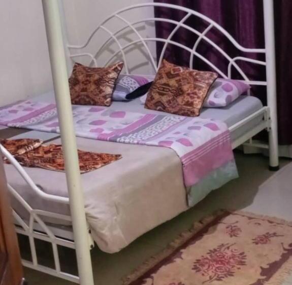 اتاق استاندارد, Emmas  Guest House