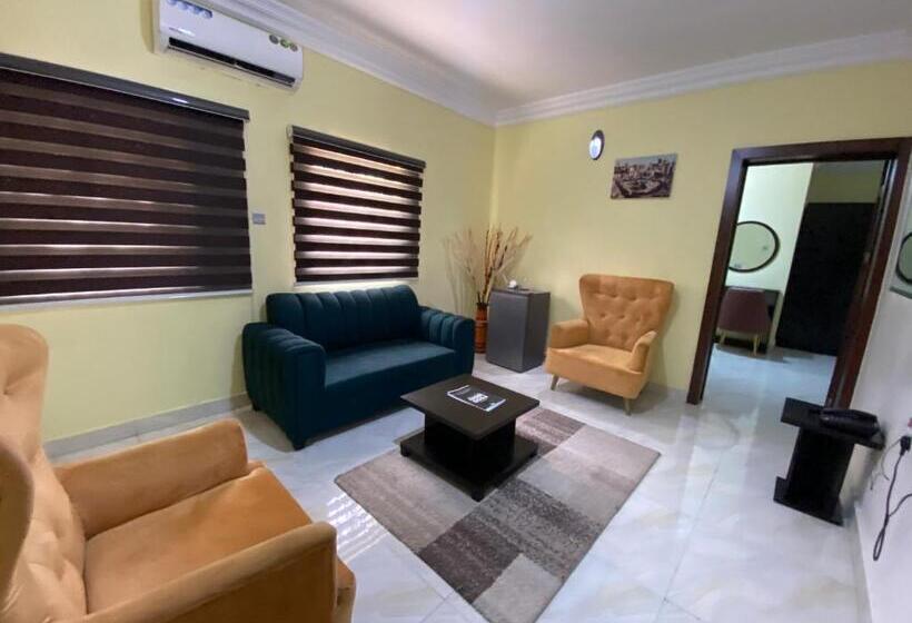 سوییت اجرایی, Mok Apartments & Suites