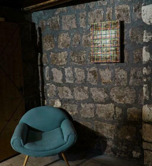 استودیوی لوکس, Inter Artes Prestige House And Luxury Suite