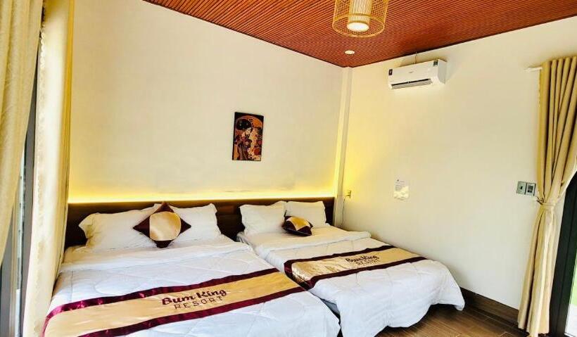 اتاق خانوادگی با چشم‌انداز باغ, Bum King Resort Hồ Tràm