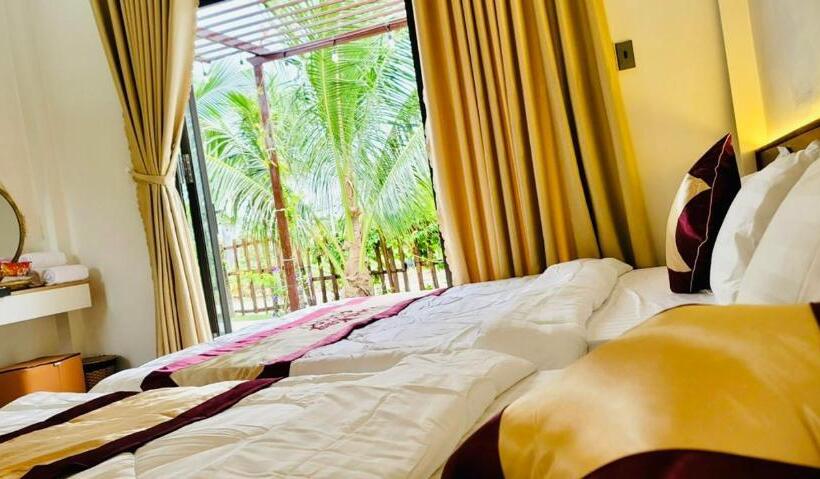 اتاق خانوادگی با چشم‌انداز باغ, Bum King Resort Hồ Tràm