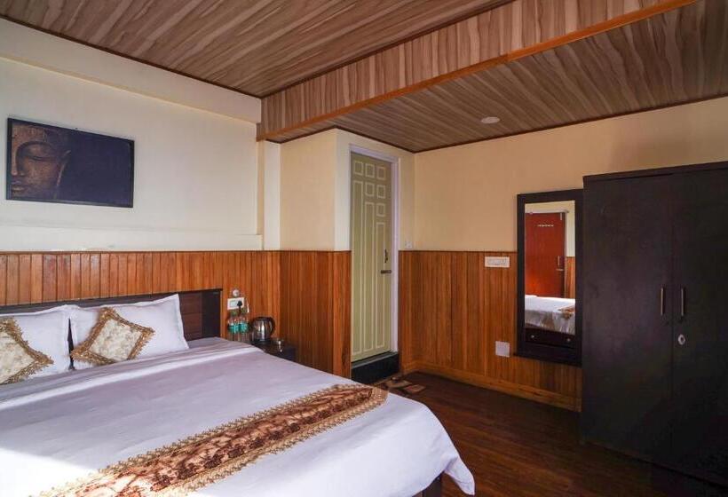 سوئیت جونیور با چشم‌انداز کوهستان, Hill Queen Near Sherpa Gumba Darjeeling Mall 5 Min Couple Friendly