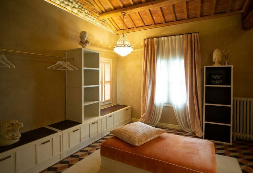 اتاق استاندارد با وان آب گرم, La Casa Di Loto Suite