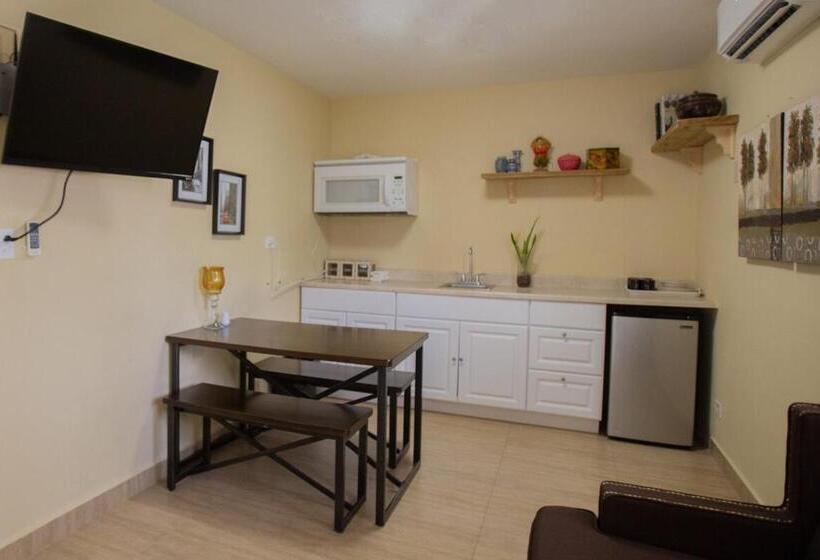 ویلای 2 خوابه, Ocean Villa Guam