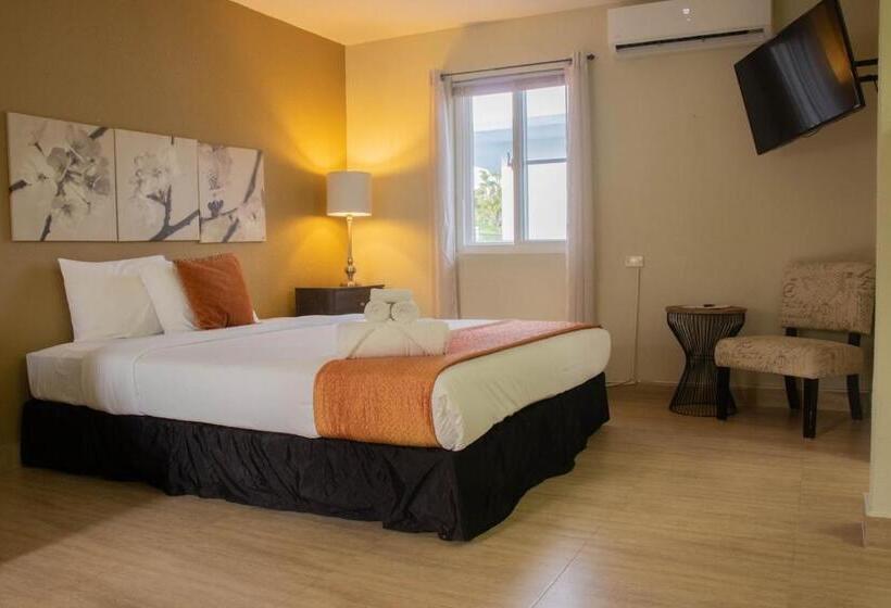 استودیوی استاندارد, Ocean Villa Guam