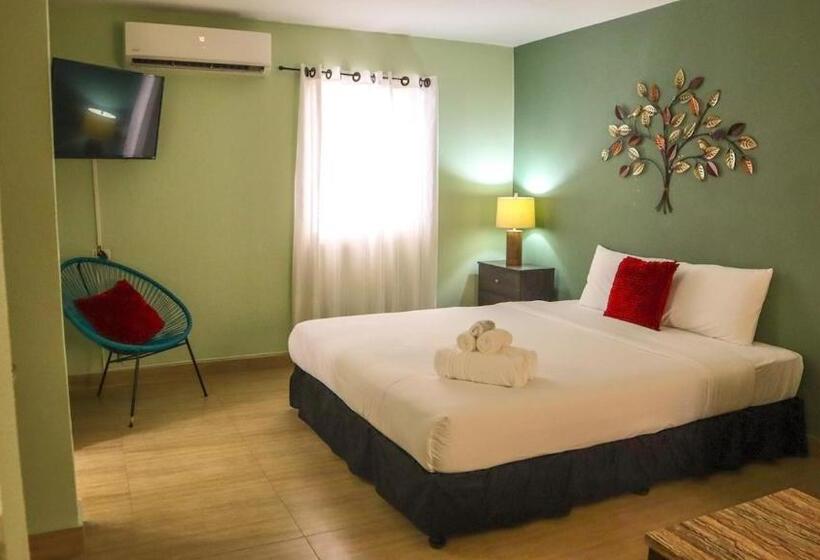 استودیوی استاندارد, Ocean Villa Guam