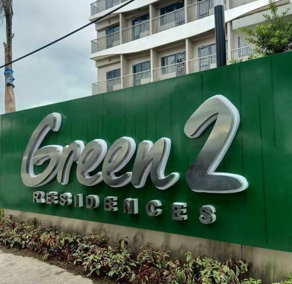 استودیو استاندارد با چشم‌انداز استخر, Suzi S Place @ Green 2 Residences Free Wi Fi & Netflix