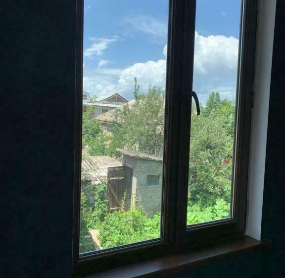 اتاق استاندارد, Dendrobak Guesthouse