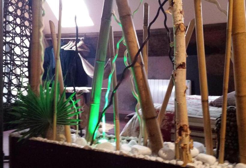 اتاق سوپریور, Chambres D Hotes ,hotel ,secret D Une Nuit A Vicq Prės De Onnaing,avec Piscine
