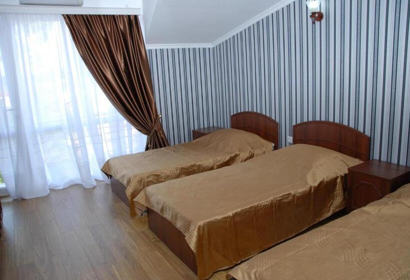 اتاق استاندارد سه نفره, Exotica